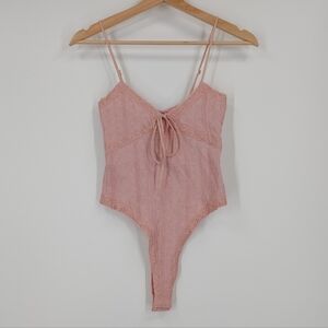 Edikted Lacey Keyhole Knit Bodysuit